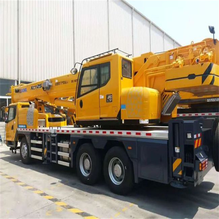 名山离这最近出租吊车电话